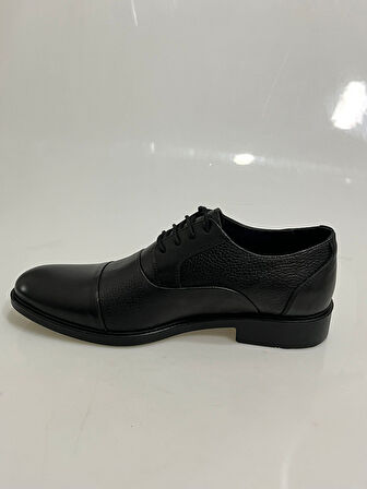 2805 Siyah Kauçuk Taban Baskı Detaylı Erkek Klasik Ayakkabı