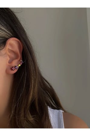 Çelik Rose Gold Renkli Sıra Taş Kıkırdaklı Colorful Küpe -sağ kulak- kararma yapmaz-