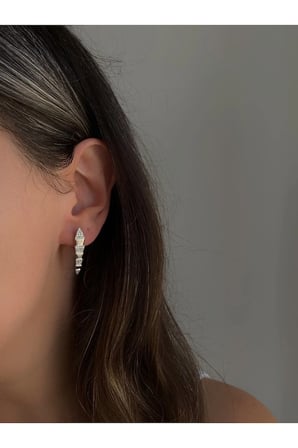 Çelik Sılver Taşlı Model Madeline Küpe -kararma yapmaz-