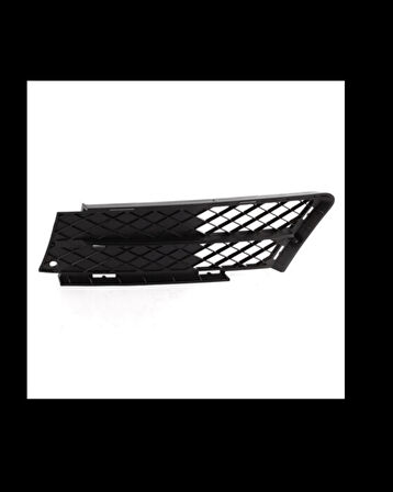 BMW Tampon Izgarası E90 Ön Sol; Kısm.Açık Çitasız Otm.Şanz 2005-08