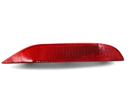BMW X2:F39 2018-2023 Tampon Reflektörü Arka Sağ M Tech 63148053176 Wender