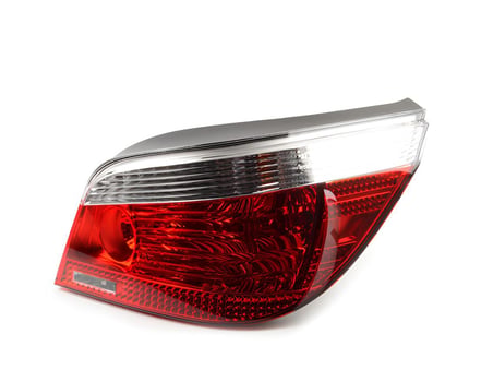BMW E 60-LCI 2007-2009 Komple Stop E60 LCI Sağ 63217177282 TYC