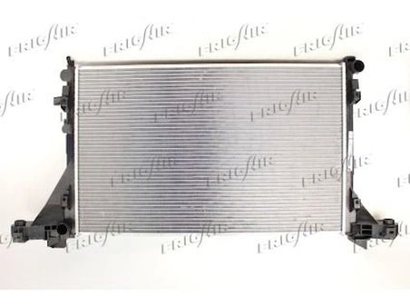 Renault Master, 2.3CTDI 2020+ Su Radyatörü Brazing 775X468X26MM 214006556R Wisco