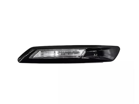 BMW F10 2010-2013 Çamurluk Sinyali Sağ Beyaz Siyah Çerçeveli 63137154170 Wender