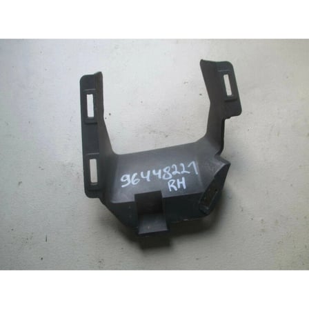 Chevrolet Captiva 2011- Tampon Braketi Ön Sağ 96448221 GM
