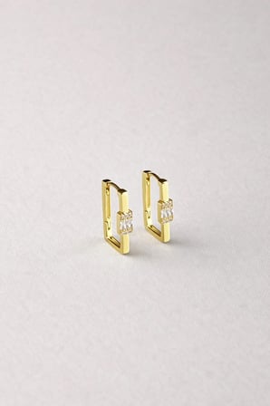 Çelik Gold Mini Baget Taşlı Dikdörtgen Form Clarte Küpe -kararma yapmaz-