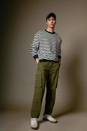 DeFacto Wide Leg Fit Geniş Kalıp Normal Bel Geniş Paça Kargo Cepli Pantolon B1915AX24SPKH262