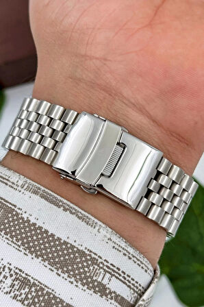 Bigotti Milano Luxury Erkek Kol Saati Gümüş-Siyah Çelik Kordon Çelik Kasa Fonksiyonlar Aktif zmb008