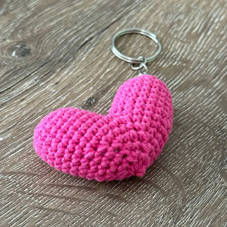 Uretti - İlknur 4937 - El Yapımı Amigurumi Kalp Anahtarlık 5cm - Pembe