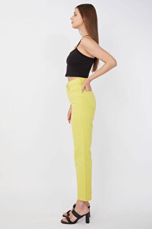 Basic Paçası Kesik Jean Pantolon Fıstık Yeşili Kadın