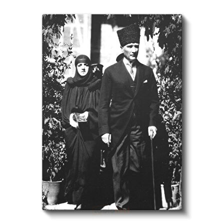 Kalpaklı Atatürk - Tarihi Fotoğraf Kanvas Tablo