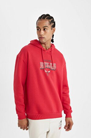 DeFactoFit Kırmızı NBA Chicago Bulls Oversize Geniş Kalıp Kapüşonlu Sırt Baskılı Sweatshirt C9269AX24AUBR244
