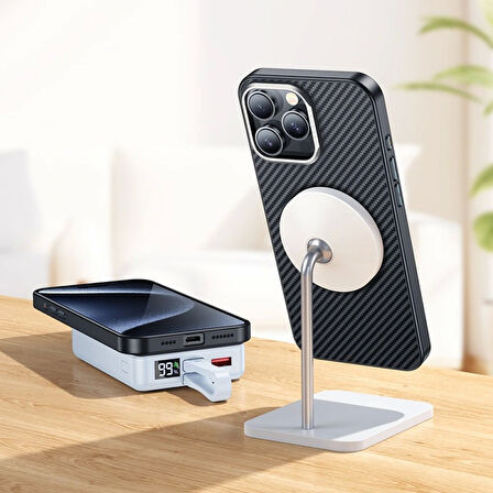 Apple iPhone 15 Pro Kılıf Magsafe Şarj Özellikli Karbon Fiber Görünümlü Redclick Nekst Kapak