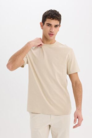DeFacto New Regular Fit Bisiklet Yaka Basic Düz %100 Pamuk Kısa Kollu Tişört V7699AZ25SPBG735