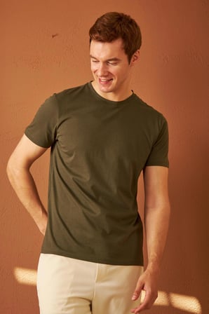 Erkek Bisiklet Yaka Slim Fit Basic Tişört Haki