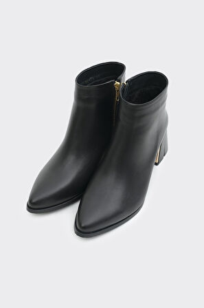 Klasik Topuklu Fermuarlı Kadın Bot