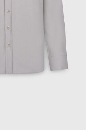 Pamuklu Slim Fit Dar Kesim Düğmeli Yaka Armürlü Gömlek