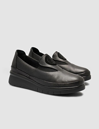 Cabani %100 Hakiki Deri Taşlı Siyah Kadın Comfort Ayakkabı