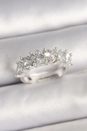 Pirinç Gümüş Renk Zirkon Taşlı Kalp Model Ayarlanabilir Kadın Yüzük