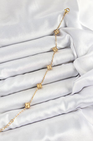 316L Çelik Yonca Model Gold Renk Kadın Bileklik