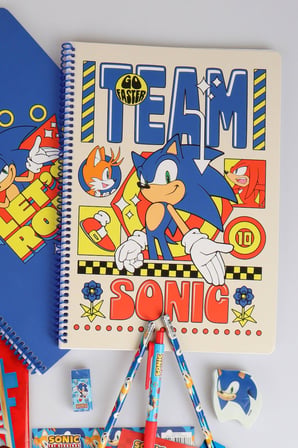 x Dekomus "Speed Force Collection" Lisanslı Sonic 13 Parça Kırtasiye Seti 2 adet A4 defter,Kalem Kutusu,Okul Etiketi