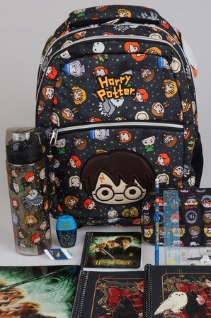 x Dekomus "Wizard Icons Collection" Harry Potter Lisanslı Kırtasiye Seti İlkokul ve Kalem Çantası,700 ml Matara,A4 defter,Makas