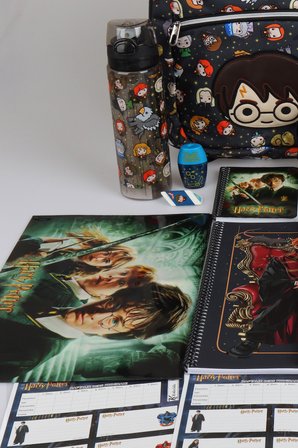 x Dekomus "Wizard Icons Collection" Harry Potter Lisanslı Kırtasiye Seti İlkokul ve Kalem Çantası,700 ml Matara,A4 defter,Makas
