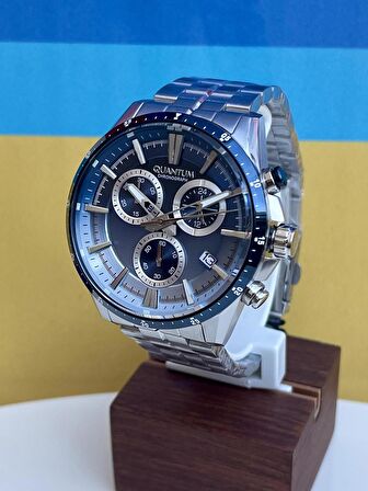 PWG1111.390 Quantum chronograph özellikli gümüş lacivert kadranlı çelik erkek kol saati