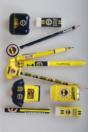 x Dekomus Lisanslı Fenerbahçe 12 Parça Kırtasiye Seti Jel Kalem,Pods Kalemtraş,Silgi Tepeli Kurşun Kalem