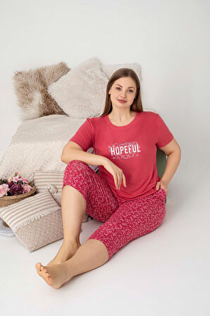 Kadın Bisiklet Yaka Düğmesiz Battal Kesim Viskon Kısa Kol Kapri Cepli Büyük Beden Pijama Takımı