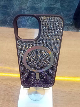 İPhone 14 Uyumlu Taşlı MagSafe Özellikli Darbe Korumalı Kapak Karbon Kılıf