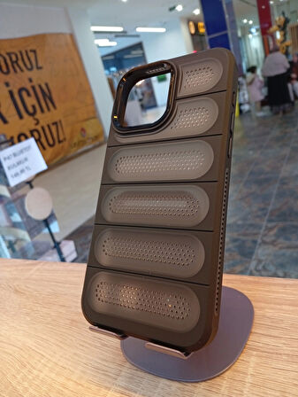 İPhone 15 Pro Max Uyumlu Puffer Case Kapak Özel Yumuşak Dokulu Delikli Kılıf