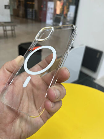 İPhone 11 Uyumlu Şeffaf MagSafe Özellikli Geç Sararma Yapan Kıılıf