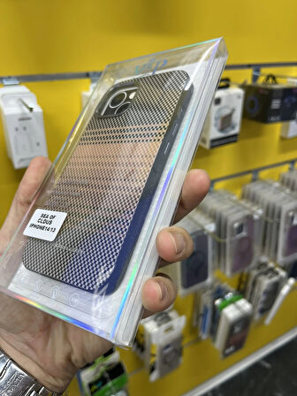 İPhone 13/14 Uyumlu Karbon Kılıf Gizli MagSafe Özellikli Kapak