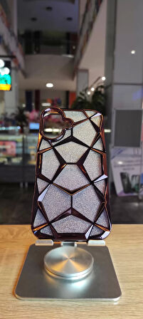 İPhone 16 Uyumlu Taşlı Baklava Desenli Karbon Kapak Hologramlı Darbe Korumalı Kılıf