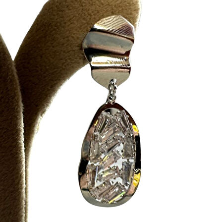 Uretti - İREM 3914 5018 Baget Taş Süslemeli Uzun Küpe