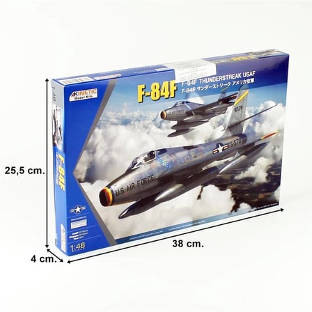 Kinetic F-84F Thunderstreak Savaş Uçağı Maketi 1/48 Ölçek Gri