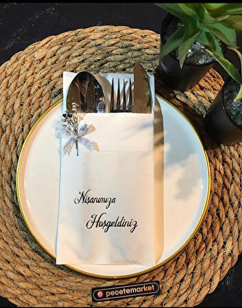 Gümüş Yaldızlı Beyaz Çiçekli Nişanımıza Hoşgeldiniz Cepli Peçete 5 Adet