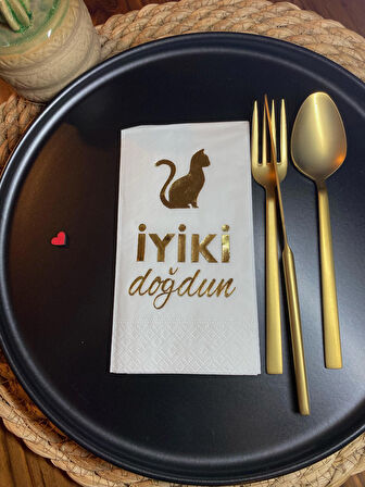 Gold Yaldızlı Beyaz Kedi İyi Ki Doğdun Garson Katlama Peçete 16 lı