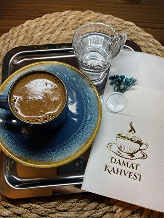 Gold Yaldızlı Beyaz Mühürlü Çiçekli Damat Kahvesi Cepli Peçete