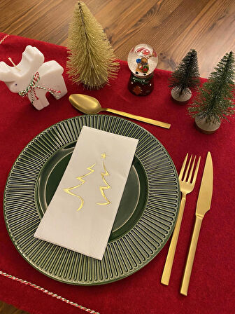 Gold Yaldızlı Yılbaşı Çam Ağacı Desenli 16 lı Beyaz Renkli Kağıt Peçete