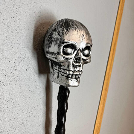 Halloween Çubuklu Eskitme Kuru Kafa 55 cm