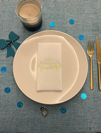 Gold Yaldızlı Beyaz Sünnetime Hoşgeldiniz Baskılı Garson Katlama Peçete 16 Adet