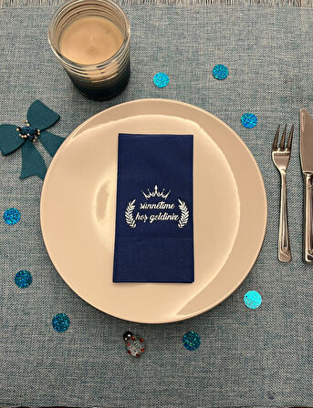 Gümüş Yaldızlı Bodrum Mavisi Sünnetime Hoşgeldiniz Baskılı Garson Katlama Peçete 16 Adet