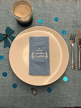 Gümüş Yaldızlı Gri Sünnetime Hoşgeldiniz Baskılı Garson Katlama Peçete 16 Adet