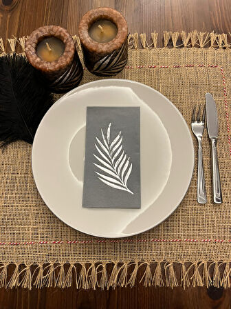 Gümüş Yaldızlı Gri Yaprak Desenli Peçete 16 Adet