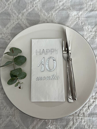 Gümüş Yaldızlı Beyaz Happy 10 Yaş Months Garson Katlama Peçete 16 Adet