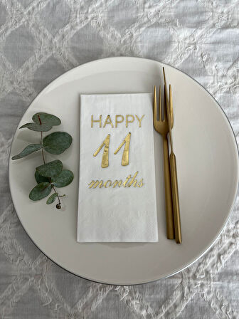 Gold Yaldızlı Beyaz Happy 11 Yaş Months Garson Katlama Peçete 16 Adet