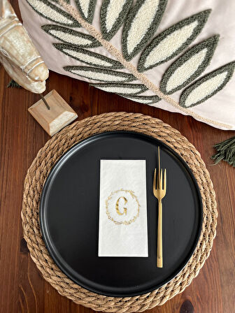 Gold Yaldızlı Beyaz Çelenkli G Harfi Garson Peçete 16 Adet