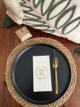 Gold Yaldızlı Beyaz Çelenkli R Harfi Garson Peçete 16 Adet